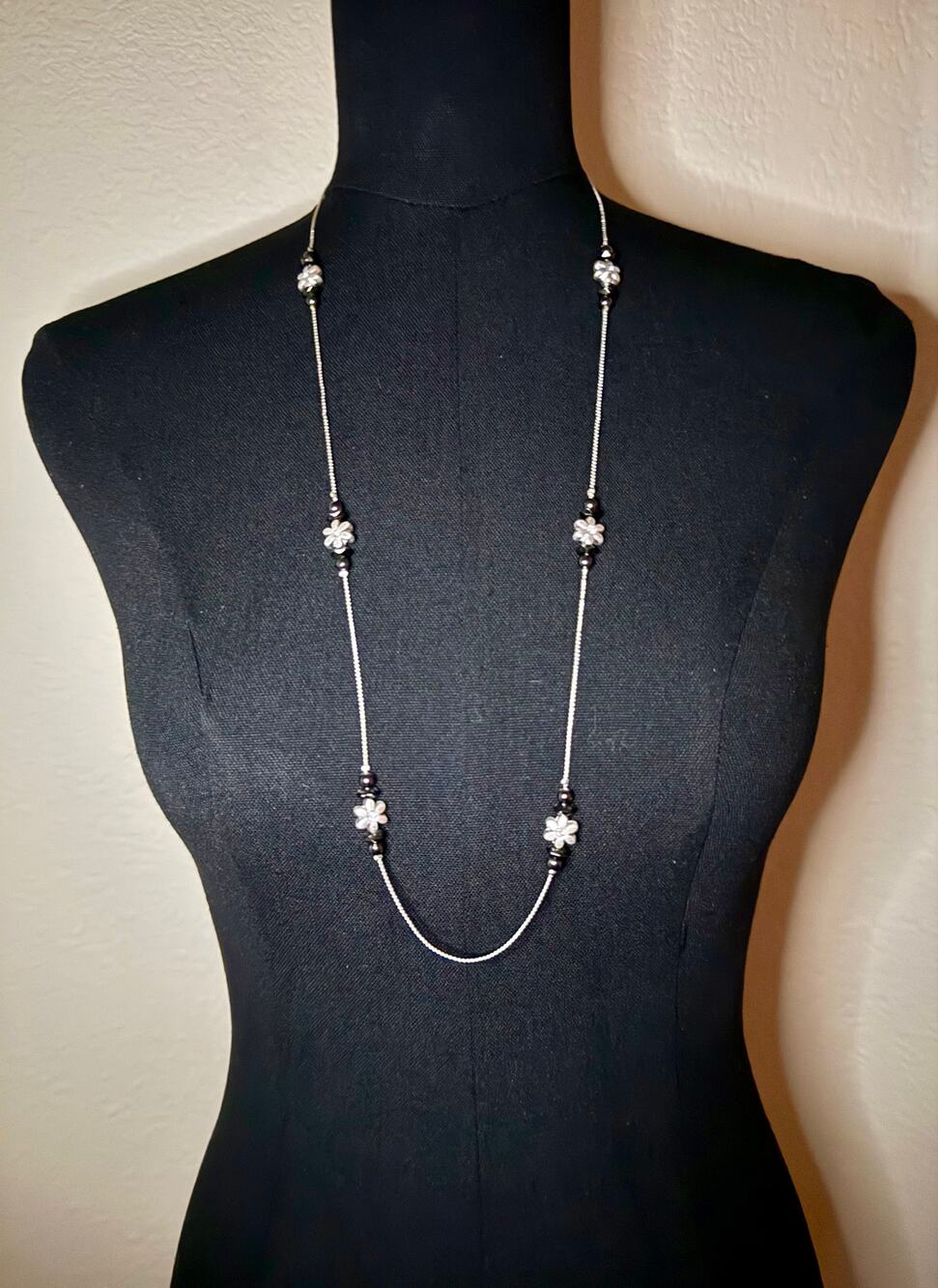 Long Silver Flower Station Toggle Necklace Rhinestone Floral Black NEW